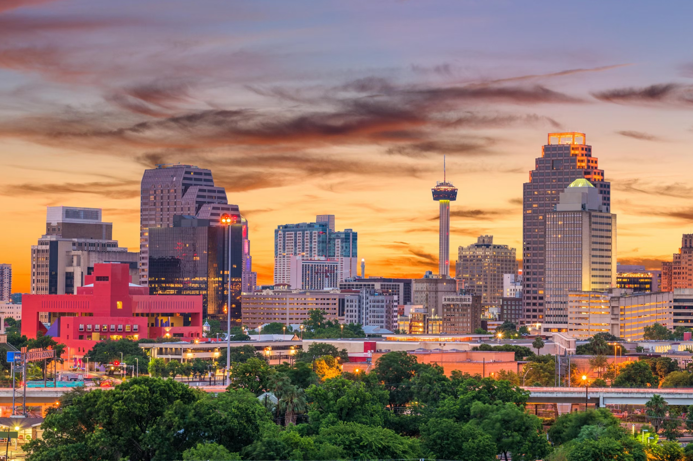 San Antonio busca cautivar de nuevo a los mexicanos