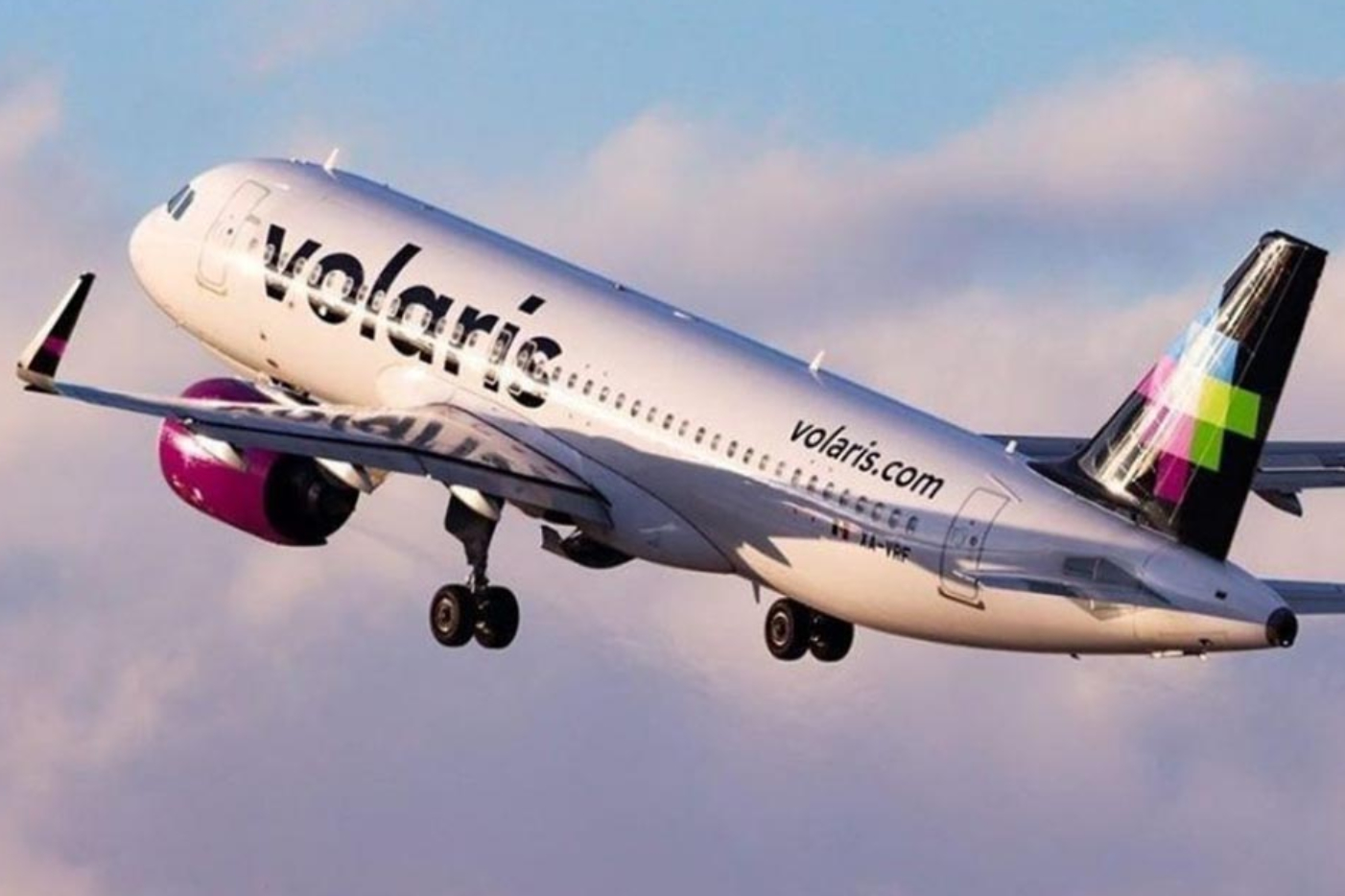 Volaris refuerza su compromiso con Monterrey