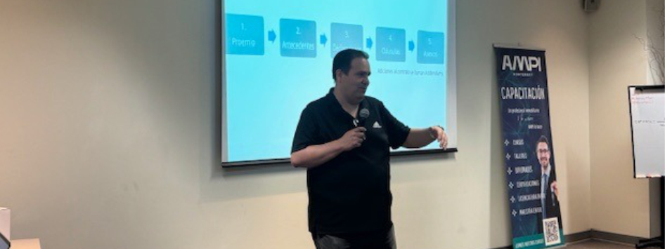 Profesionales inmobiliarios se capacitan durante 2025