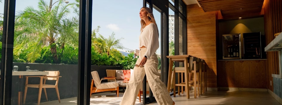 Es que esta ciudad -la más antigua del Nuevo Mundo- combina a la perfección una infraestructura moderna, con salones de conferencia de alto nivel, espacios de coworking y conectividad global, que la hacen ideal para reuniones, congresos y eventos empresariales; con escenarios fascinantes de historia viva, que -además- invitan a la exploración y la desconexión.