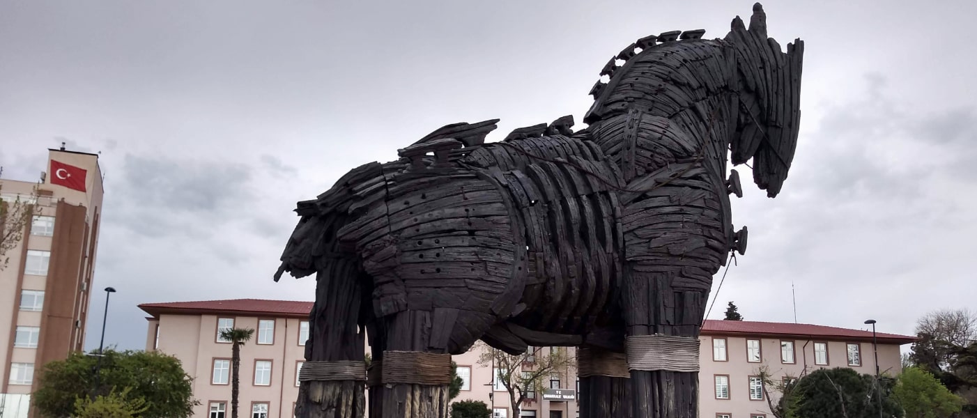 Troya, un viaje hacia La Ilíada y La Odisea