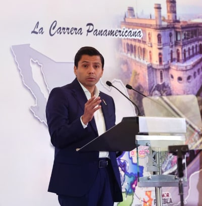“La Carrera Panamericana trascendió lo deportivo para convertirse en un ícono de identidad nacional, al atraer competidores y aficionados de todo el mundo y colocar a México en la mirada internacional a través de sus carreteras, ciudades, comunidades y paisajes únicos”, manifestó.