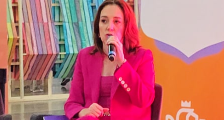 La Guía Turismo con Género fue elaborada por la Secretaría en colaboración con el Instituto Estatal de las Mujeres, ONU Turismo y la Iniciativa de Paridad de Género de Nuevo León