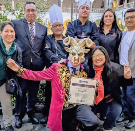 El concurso evaluó la presentación, sabor, técnicas de elaboración, temperatura, ingredientes, receta y narrativa, reconociendo el esfuerzo de quienes mantienen vivas las tradiciones quiteñas