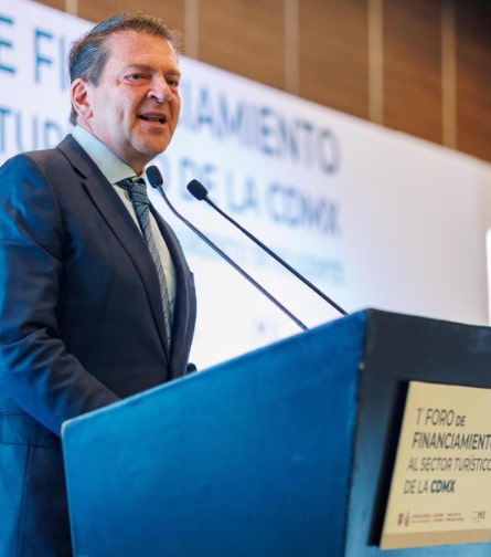Asimismo, hizo hincapié en que la banca mexicana dispone de 1.3 billones de pesos de capacidad para invertir en nuevos proyectos turísticos y de infraestructura