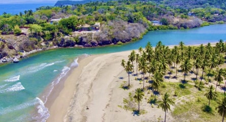 Compostela, donde convergen el mar y la sierra