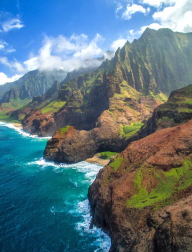 Hawái ofrece algo único: No solo paisajes de ensueño, sino un capítulo lleno de romance, aventura y lujo natural.
